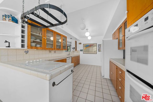 Drew Fenton | 370 Surfview Drive Pacific Palisades CA | MLS: 7385263