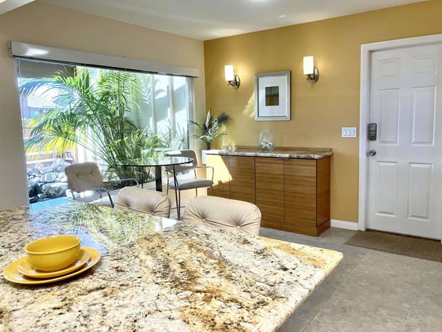 Detail Gallery Image 12 of 51 For 5447 Por Techo Ct, San Diego,  CA 92124 - 6 Beds | 3 Baths