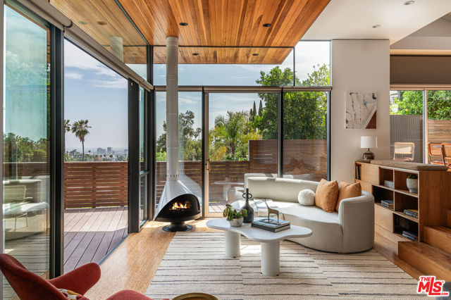 1855 Redcliff Street, Los Angeles CA: https://media.crmls.org/mediaz/84e4579e-56cb-4b06-befb-c3b6e71ab62d.jpg