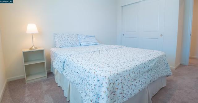 3805 Havengate Way, Sacramento CA: https://media.crmls.org/mediaz/84e49a60-7341-405b-921c-7f3037e5d858.jpg