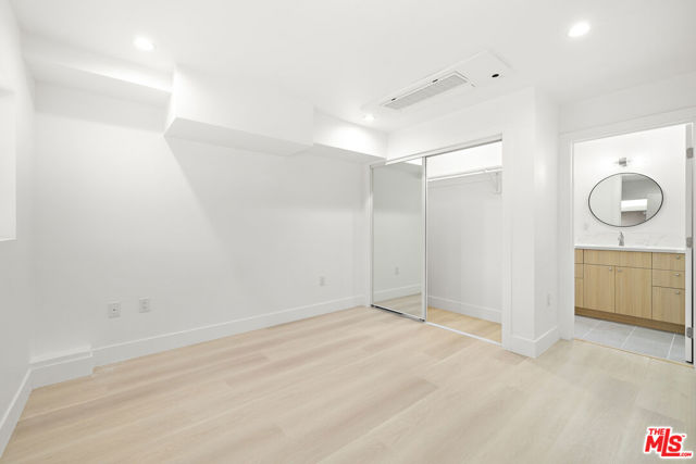 5651 Case Avenue photo 25