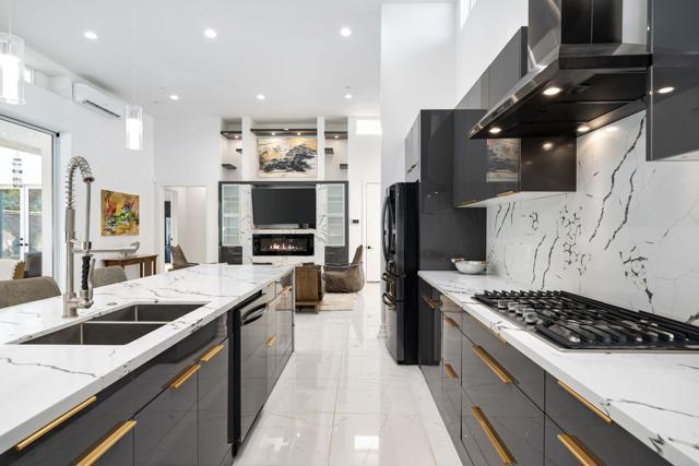 74775 Del Coronado Drive, Palm Desert CA: https://media.crmls.org/mediaz/84e5af23-aaff-4bc5-9d3b-4652a62df6e4.jpg