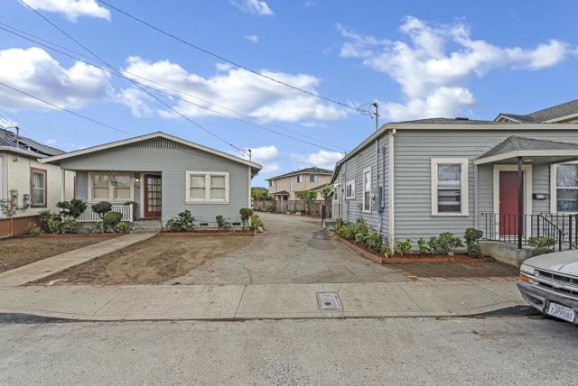 119 Ford Street, Watsonville CA: https://media.crmls.org/mediaz/84e6f354-a409-4386-b6dd-5a68c53f9d0f.jpg