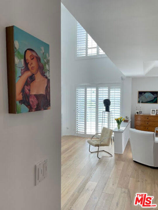 9033 VISTA GRANDE Street, West Hollywood CA: https://media.crmls.org/mediaz/84e6fefc-dcf1-42ee-9768-ba628fbe3c50.jpg