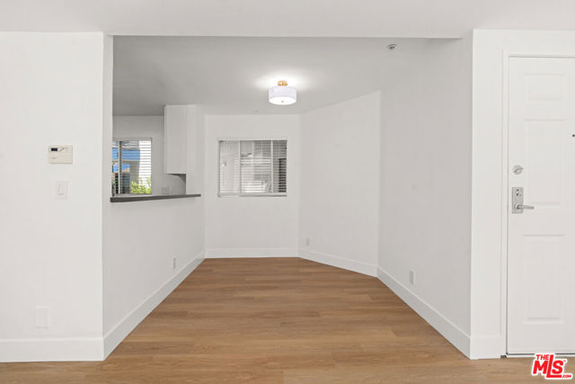 16100 West Sunset Boulevard, 109 photo 6