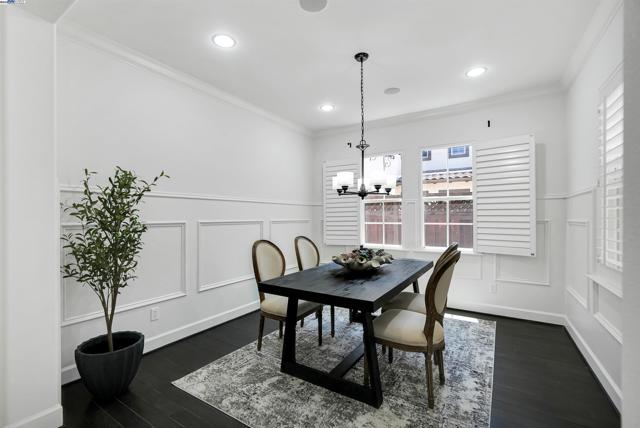 671 W Questa Trl, Mountain House CA: https://media.crmls.org/mediaz/84e87c7a-88a0-4ccc-a2aa-d77dfbcf00d7.jpg