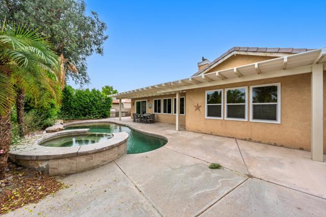 49335 Douglas Street, Indio CA: https://media.crmls.org/mediaz/84e88953-9733-4375-bf90-db8f2c595763.jpg
