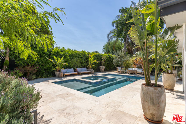 7442 Capps Avenue, Los Angeles CA: https://media.crmls.org/mediaz/84e91783-a711-403f-942c-385bda3d7be8.jpg