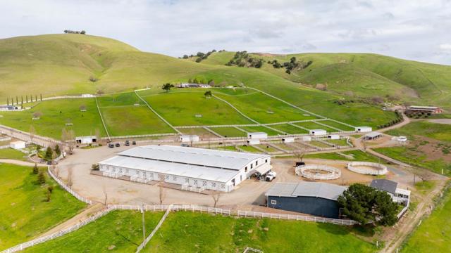 6033 Dagnino Road, Livermore CA: https://media.crmls.org/mediaz/84e9a99a-f2ff-44e2-8cd0-b78712758d92.jpg