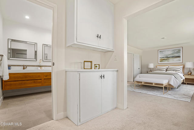 863 Falmouth Street, Thousand Oaks CA: https://media.crmls.org/mediaz/84eaf993-89c0-41ac-b602-59bdd895d194.jpg