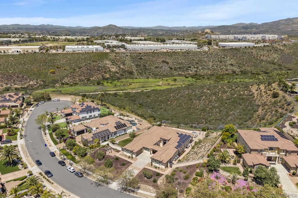 MLS #250032415SD img 59