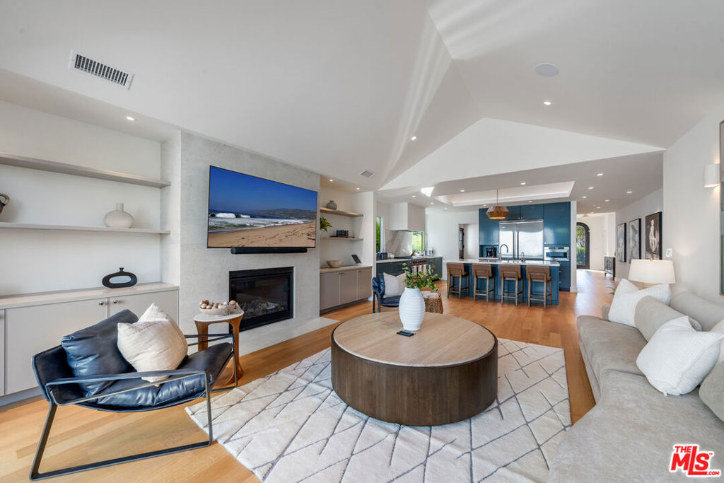 MLS #26868993 image #42