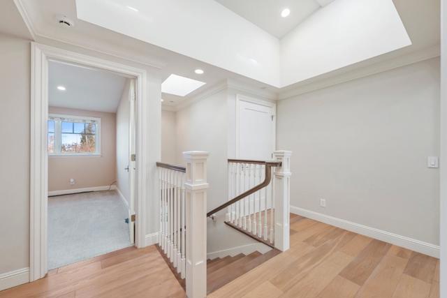 117 PANORAMA Way, Los Gatos CA: https://media.crmls.org/mediaz/84ebf2ac-3457-4139-a68d-d42faa9f0126.jpg
