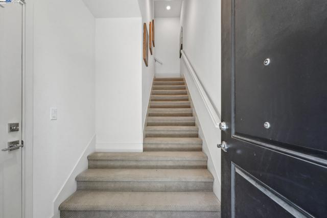 5860 Midnight Place, Dublin CA: https://media.crmls.org/mediaz/84edbef8-90d4-4ff1-9b8b-fc0a3b48d49c.jpg