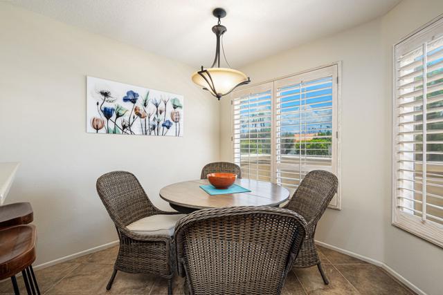 340 Vista Royale Drive, Palm Desert CA: https://media.crmls.org/mediaz/84edcb2f-a681-4dd8-894b-227add9d3247.jpg