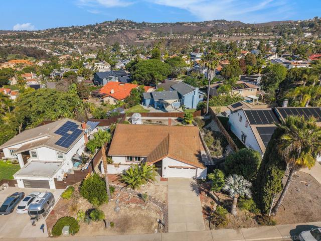 3008 Garboso Street, Carlsbad CA: https://media.crmls.org/mediaz/84edf19d-b669-4063-a24e-57221f6da656.jpg