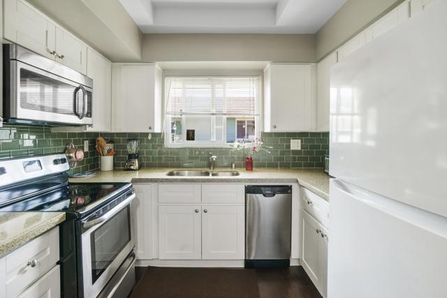 3685 Vista Campana # 16, Oceanside, California 92057, 2 Bedrooms Bedrooms, ,1 BathroomBathrooms,Residential,For Sale,3685 Vista Campana # 16,CRNDP2501937
