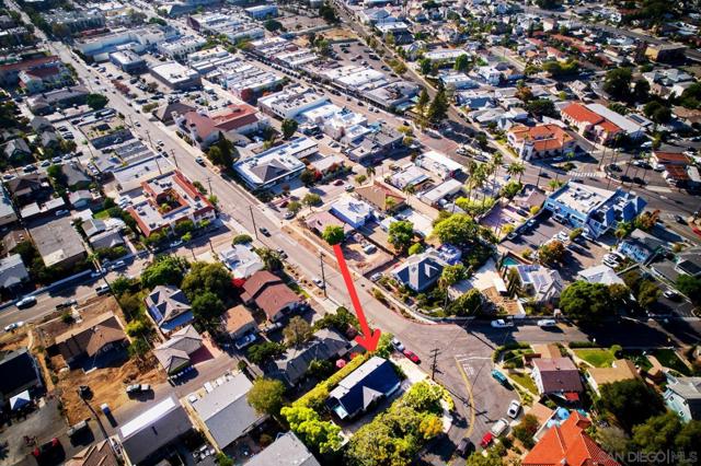 8417 Lemon Avenue, La Mesa CA: https://media.crmls.org/mediaz/84ef455b-42ed-4b2c-9a2e-66af3e0e40aa.jpg