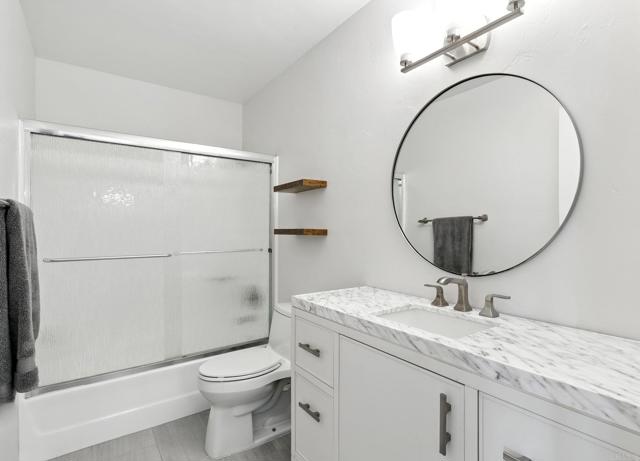 3707 Caminito Carmel, San Diego CA: https://media.crmls.org/mediaz/84ef630b-2b47-41a4-86d7-6c5c94c91de0.jpg