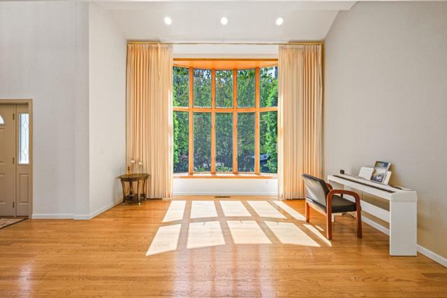 3265 Greenhills Drive, Lafayette CA: https://media.crmls.org/mediaz/84ef8414-c0ff-4a6f-ad49-60d943aaea51.jpg