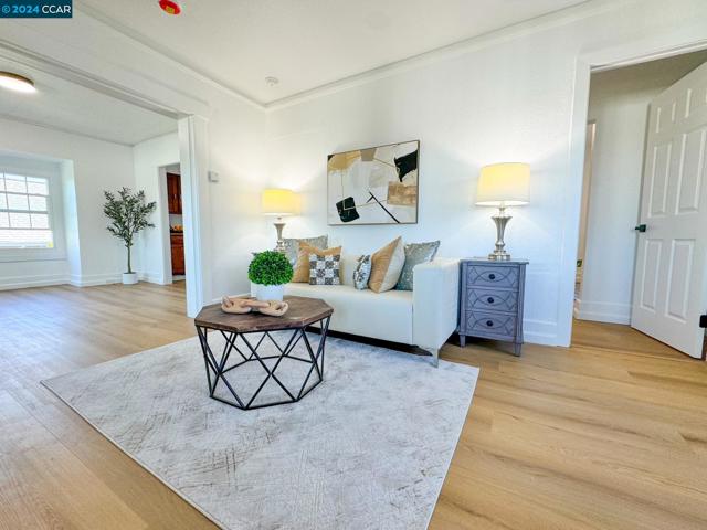 Image 2 of 16 For 1607 Santa Clara St