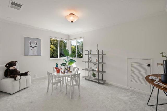 14228 Amherst Court, Los Altos Hills CA: https://media.crmls.org/mediaz/84efc9c8-4d62-4a1a-bb68-5c71d5d01cb2.jpg