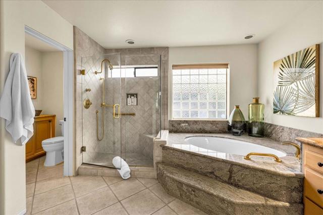 73501 Broken Arrow Trail, Palm Desert CA: https://media.crmls.org/mediaz/84f1359e-63e1-42ad-b88d-37a21b9b3018.jpg