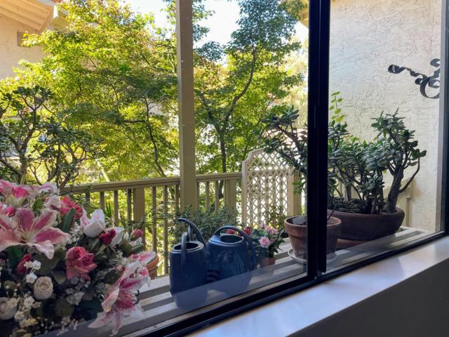 8354 Charbono Court, San Jose CA: https://media.crmls.org/mediaz/84f170dc-8535-419d-bcf0-b32e9ffb1b5c.jpg