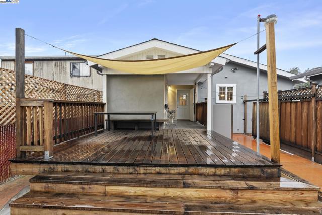 Image 36 of 45 For 3932 Gardenia Pl