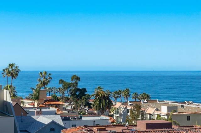 1020 Prospect St, La Jolla CA: https://media.crmls.org/mediaz/84f215ab-d235-4fe5-8528-3972052cf83f.jpg