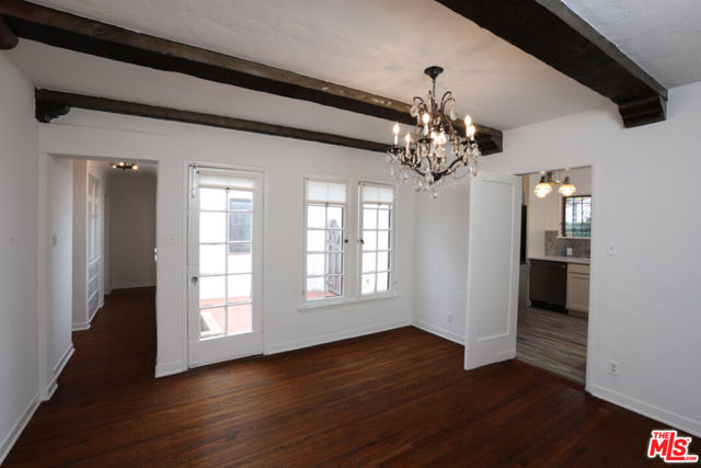 755 N CRESCENT HEIGHTS, Los Angeles CA: https://media.crmls.org/mediaz/84f55d1e-3d82-4a96-8af6-6c9179e5f5c6.jpg