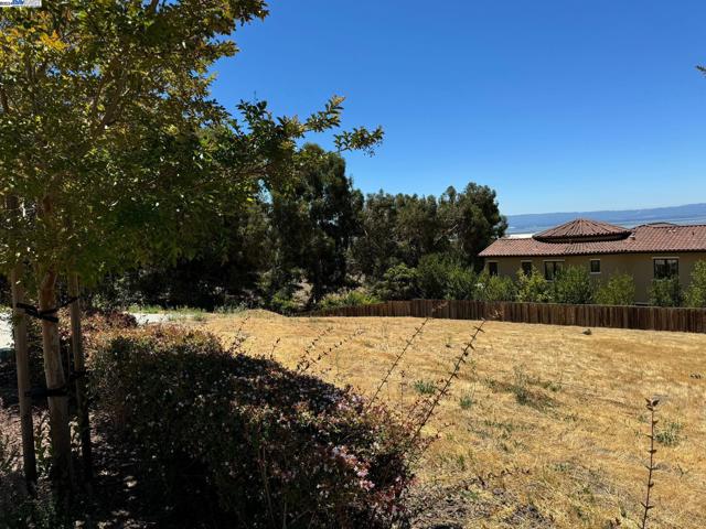 Image 3 of 11 For 44525 Vista Grande Ct