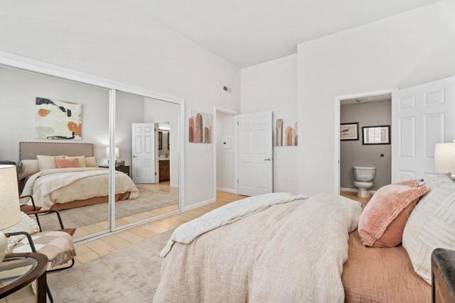 550 El Camino Real, Burlingame CA: https://media.crmls.org/mediaz/84f5a6a4-c8c9-42c3-976c-4bbc1184e754.jpg