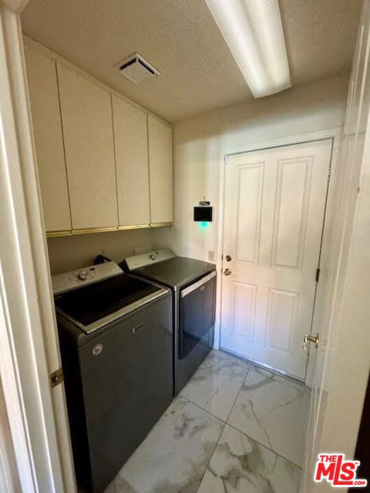 Image 25 of 31 For 408 Oakmont Drive