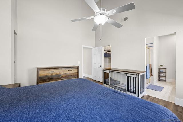 1198 Gazania Ct, San Marcos CA: https://media.crmls.org/mediaz/84f60b69-6ada-45eb-86ff-95156429513f.jpg