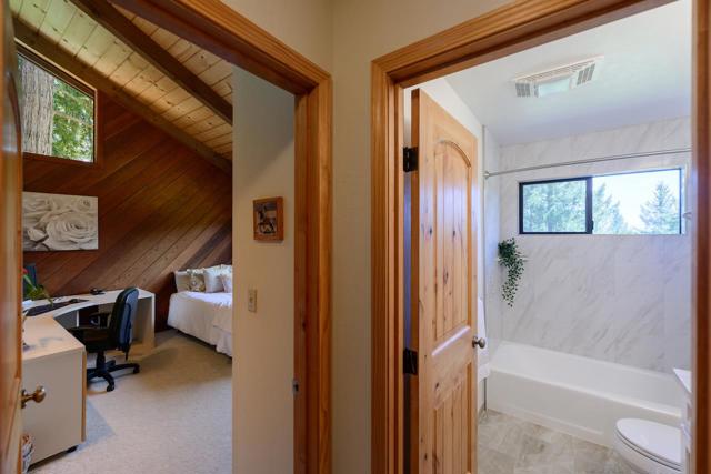 865 Valley View Road, Ben Lomond CA: https://media.crmls.org/mediaz/84f6a352-a867-42fd-8ed1-0e70142033b1.jpg
