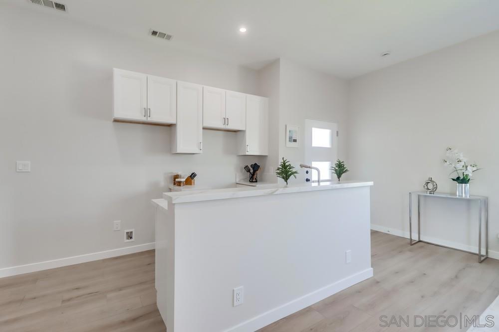 MLS #250034260SD img 11