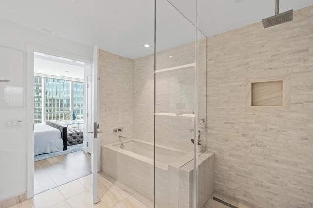 888 W E Street, San Diego CA: https://media.crmls.org/mediaz/84f79508-7201-46d2-a1f1-65aabc338918.jpg