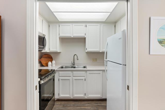 Detail Gallery Image 11 of 63 For 1664 Circa Del Lago #E105,  San Marcos,  CA 92078 - 2 Beds | 1/1 Baths