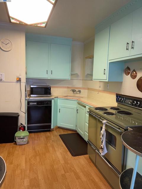 310 Taylor St, Fairfield CA: https://media.crmls.org/mediaz/84f85042-2263-4bb4-9c83-547ba2bc7827.jpg