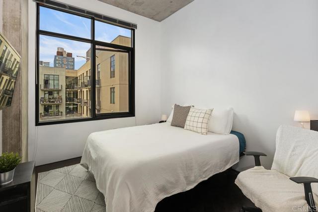 527 10th Avenue, San Diego CA: https://media.crmls.org/mediaz/84f87c7f-6602-4ed6-911b-667fead74551.jpg