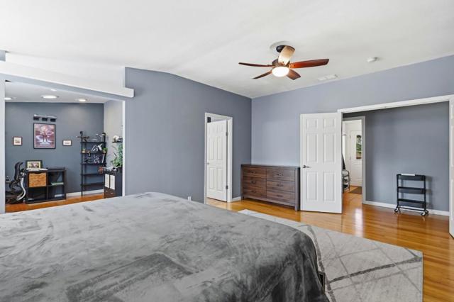 125 N Mary Avenue, Sunnyvale CA: https://media.crmls.org/mediaz/84f89665-f401-4cb4-8857-f20fc0a61717.jpg