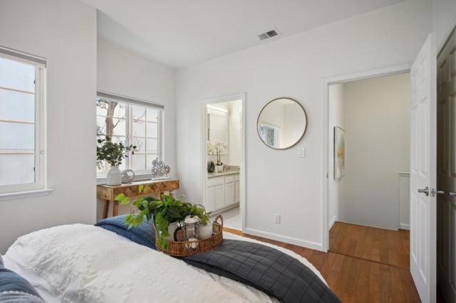 358 N El Camino Real, San Mateo CA: https://media.crmls.org/mediaz/84f95e7f-909c-4630-ae22-c73ca3f1023a.jpg