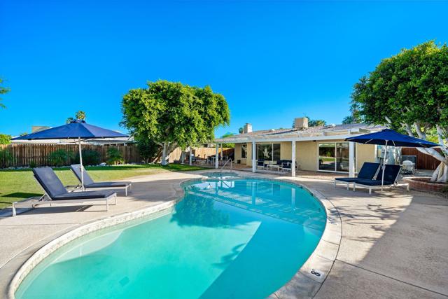 74277 Myrsine Avenue, Palm Desert CA: https://media.crmls.org/mediaz/84f96d97-3ce5-4431-8b02-f3d991d3096b.jpg