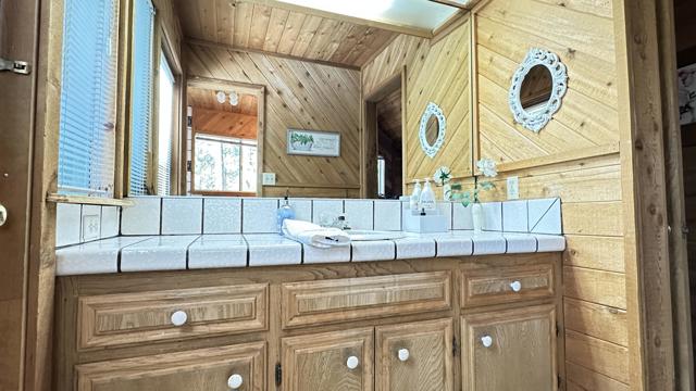25655 Tahquitz Drive, Idyllwild CA: https://media.crmls.org/mediaz/84fa1c6f-4353-439e-b077-bbdfec953561.jpg