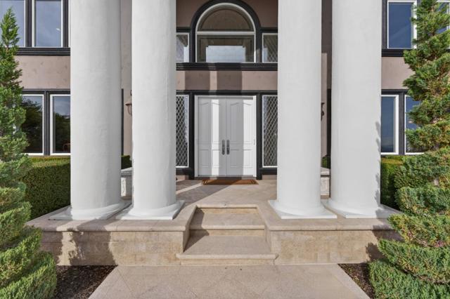 9540 Via Del Oro, Gilroy CA: https://media.crmls.org/mediaz/84fa440a-053f-43d7-a48a-e55b3e24ddf9.jpg