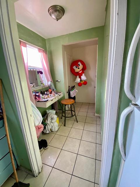 1507 E 15th Street, Oakland CA: https://media.crmls.org/mediaz/84fa5357-224b-4941-867b-5266c84c9869.jpg