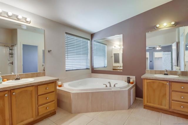 1696 Mary Joe Ln, Boulevard CA: https://media.crmls.org/mediaz/84fc431f-2375-451f-a038-bcd991d19b5d.jpg