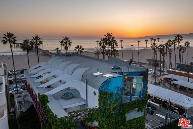  Commercial for Sale in Los Angeles, California