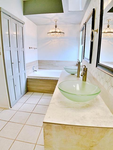 49035 Serenata Court, La Quinta CA: https://media.crmls.org/mediaz/84fcd26c-18f6-4255-be89-4b94512c3d2d.jpg